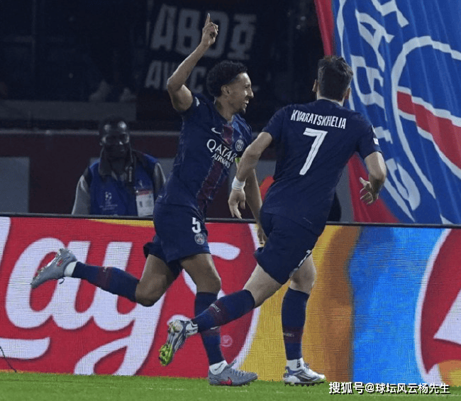 完美电竞-包含锐不可当引爆全场！，穆雷意外战胜巴黎圣日耳曼再创辉煌时刻的词条