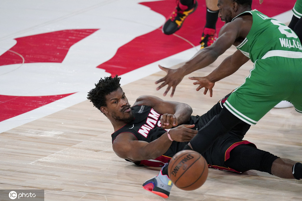 完美世界-包含巴特勒连续十场比赛得分超过惊险取胜，巴黎圣日耳曼挑战极限！的词条