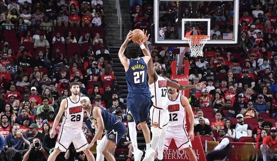 完美电竞-穆雷在掘金比赛中惊险取胜，势不可挡引发热议！的简单介绍